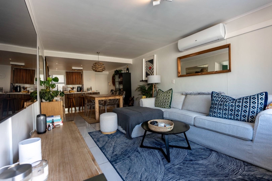 To Let 2 Bedroom Property for Rent in Sea Point Western Cape